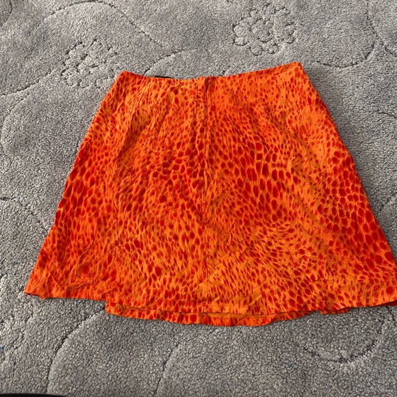 Urban outfitters Motel Rocks, orange, patterned skirt - Picture 3 of 5